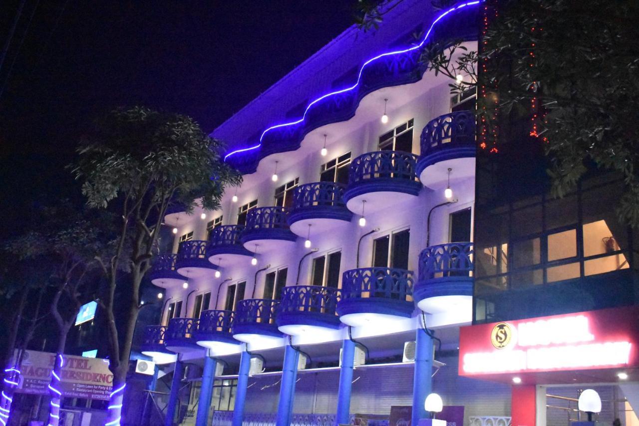 Hotel Shagun Residency ماثورا المظهر الخارجي الصورة
